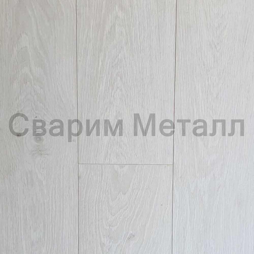 Дуб северный BLACK 33кл/8мм 4V
